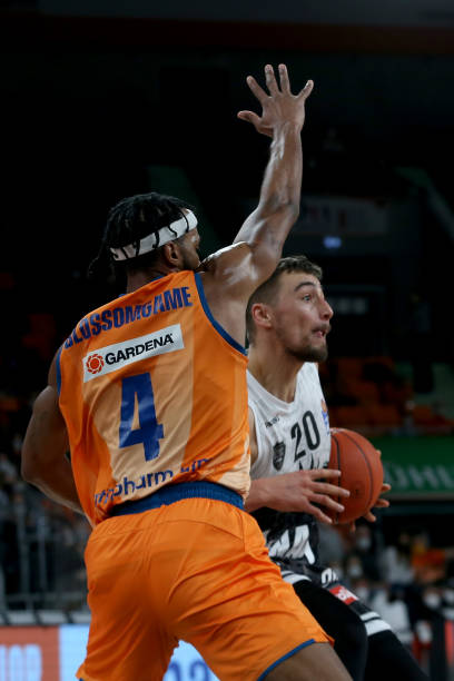 定音的外线 定音的外线